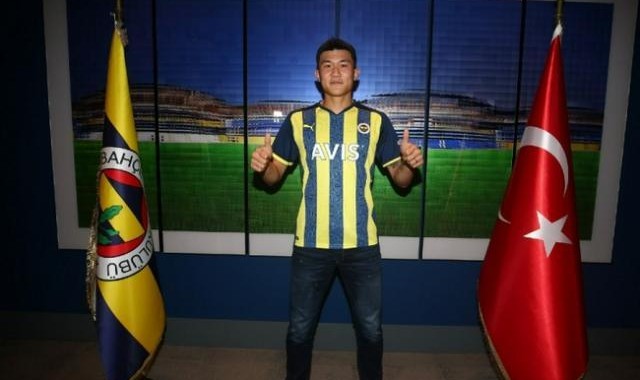 网页版登录入口-国安凌晨官方宣布金玟哉加盟土超豪门 签约4年