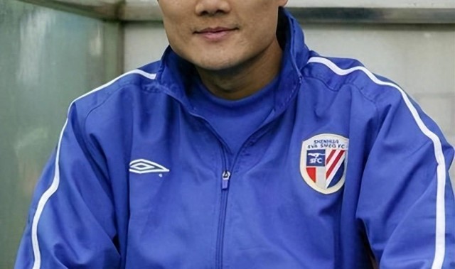 开云体育-范志毅也没想到，和他并肩作战5年的毛毅军，如今已是申花领队了